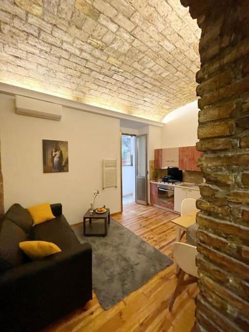 Apartment Casa Antica - Antique With Private Terrace Rome
